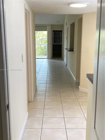 $2,550 | 4772 Northwest 97th Place, Unit 219, Doral, FL 33178
