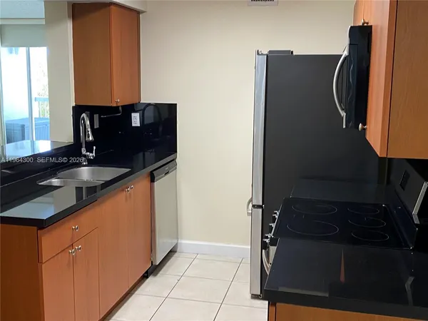 $2,550 | 4772 Northwest 97th Place, Unit 219, Doral, FL 33178