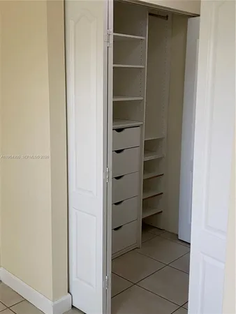 $2,550 | 4772 Northwest 97th Place, Unit 219, Doral, FL 33178