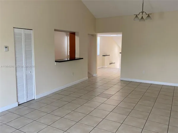 $2,550 | 4772 Northwest 97th Place, Unit 219, Doral, FL 33178