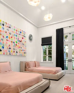 $28,500,000 | 6625 Zumirez Drive, Malibu, CA 90265