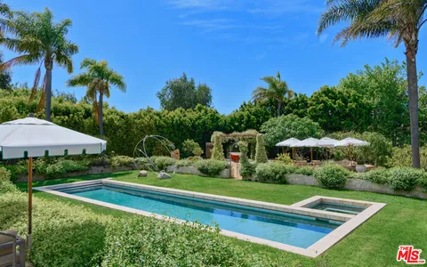 $28,500,000 | 6625 Zumirez Drive, Malibu, CA 90265