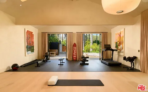 $28,500,000 | 6625 Zumirez Drive, Malibu, CA 90265