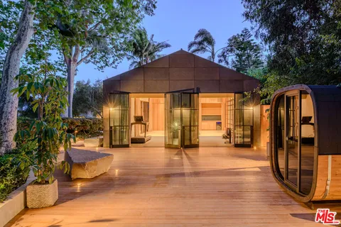 $28,500,000 | 6625 Zumirez Drive, Malibu, CA 90265