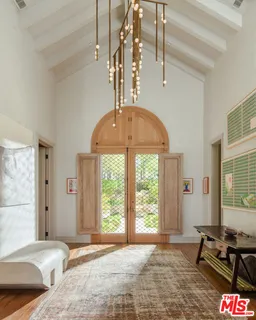 $28,500,000 | 6625 Zumirez Drive, Malibu, CA 90265