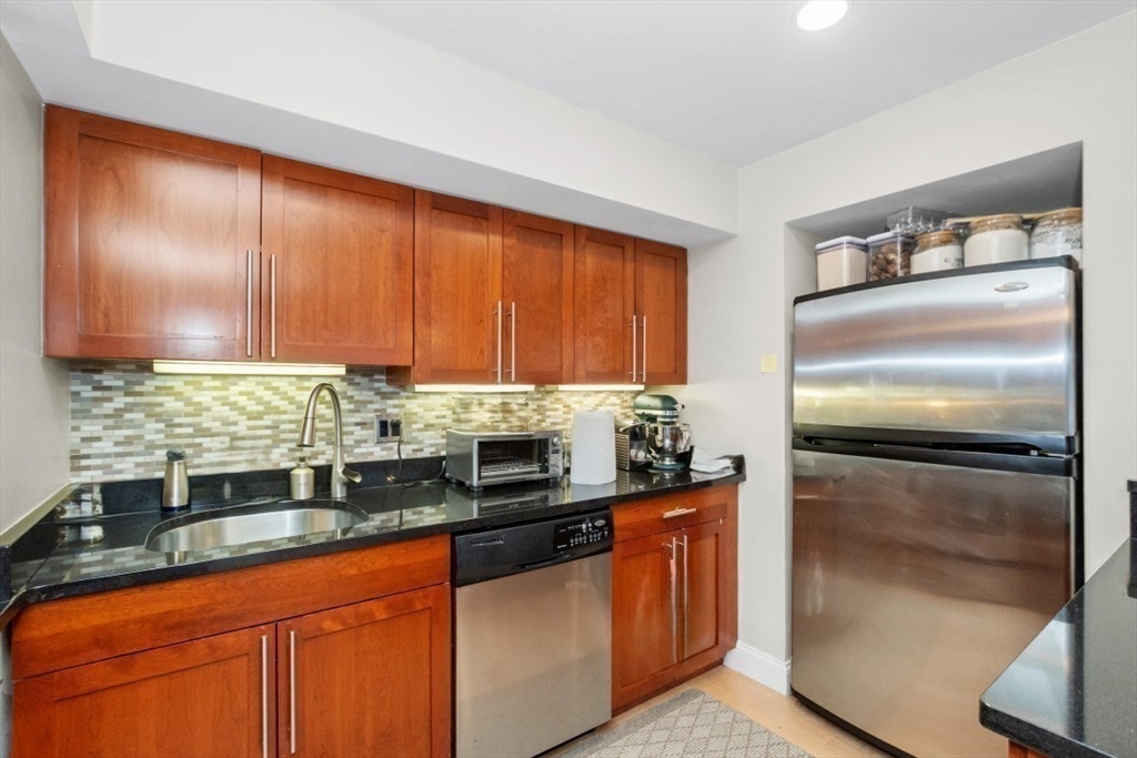 1600 Beacon Street, Unit 207 Brookline, MA 02446 - Photo 4 of 26