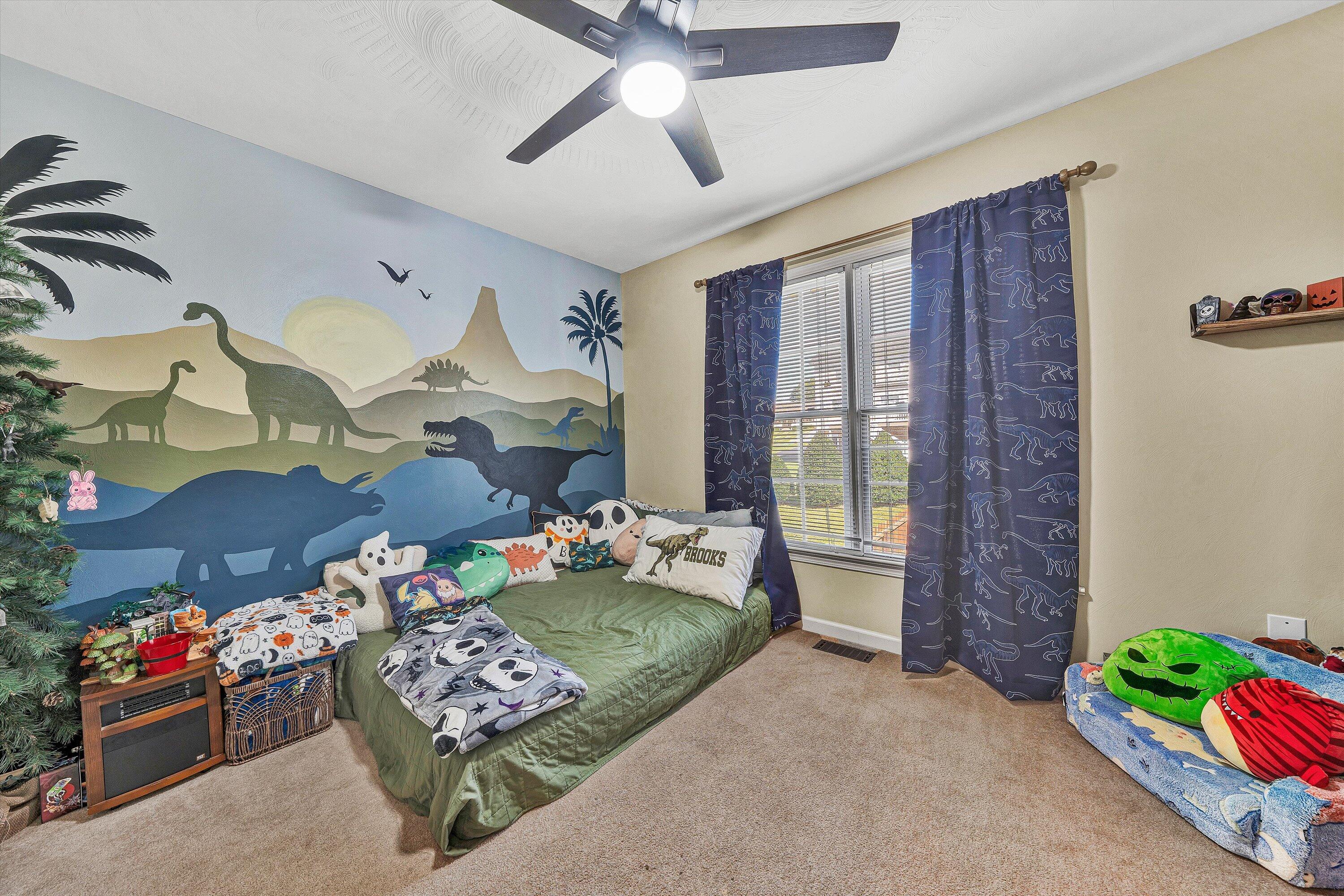 120 Eagle Ridge Roanoke, VA 24012 - Photo 23 of 41 Bedroom 3