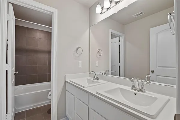 $242,990 | 3721 Star Mesa Street, Unit 16, Heartland, TX 75114