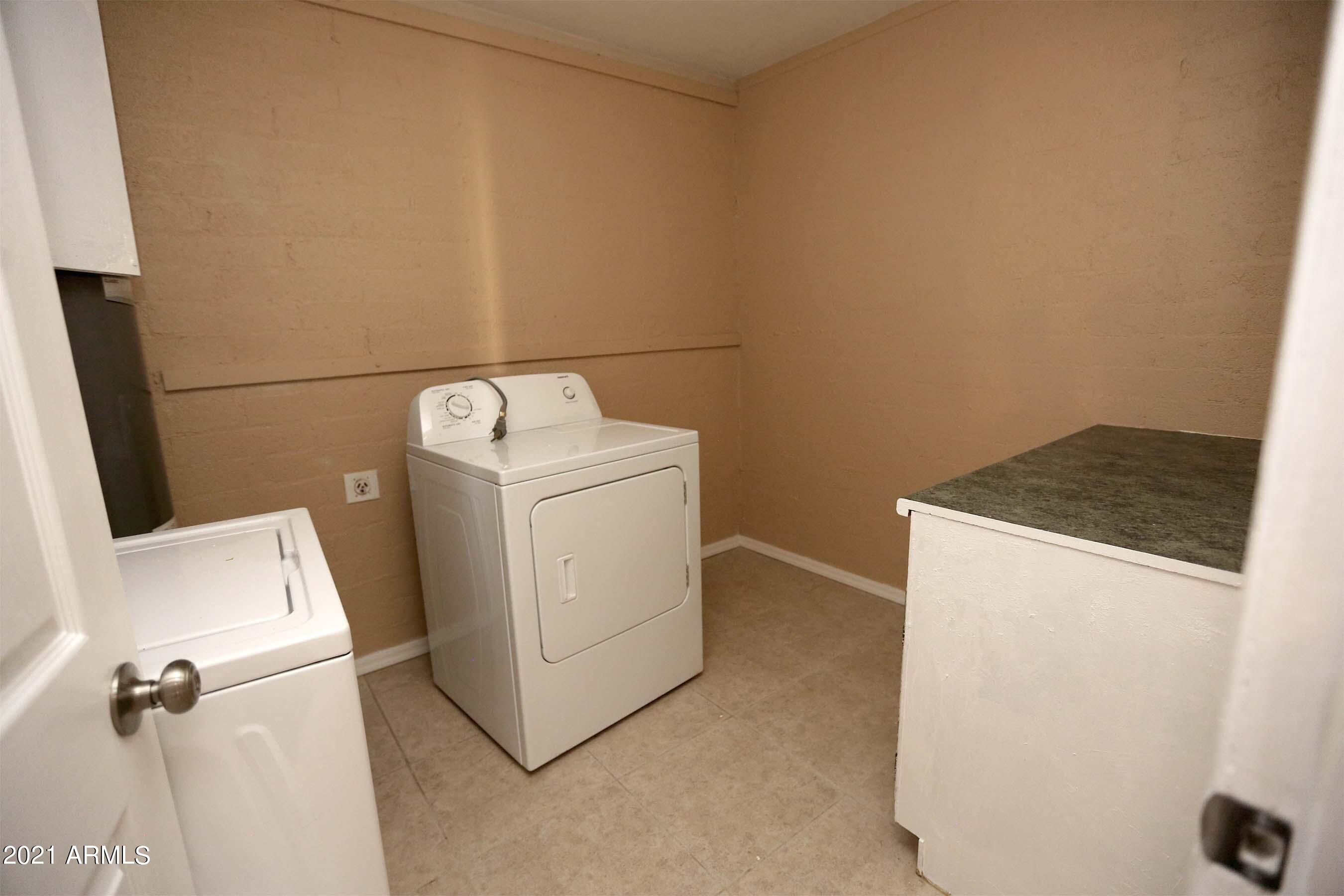 3231 West Greenway Road Phoenix, AZ 85053 - Photo 15 of 17 Greenway 12