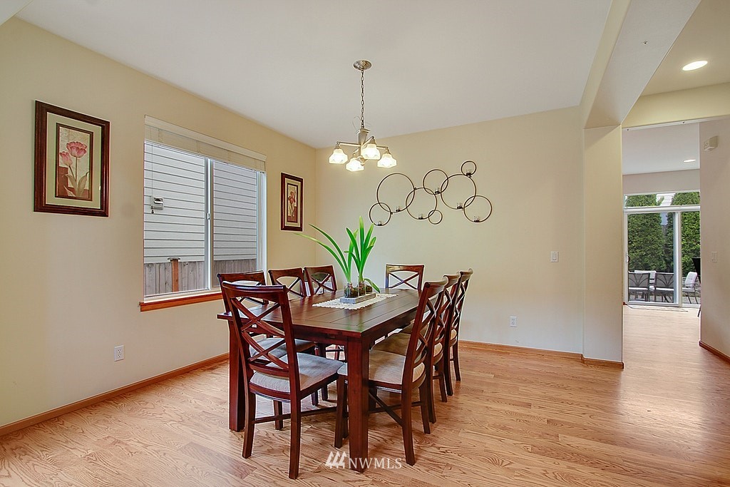 6004 Southeast 2nd Court Renton, WA 98059 - Photo 10 of 23 Gallery Image 10