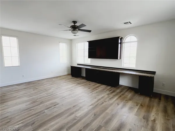 $2,385 | 7445 Calzado Drive, Las Vegas, NV 89178