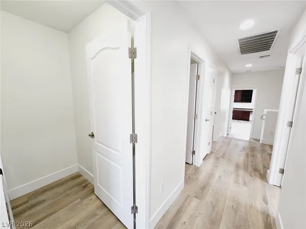 $2,385 | 7445 Calzado Drive, Las Vegas, NV 89178