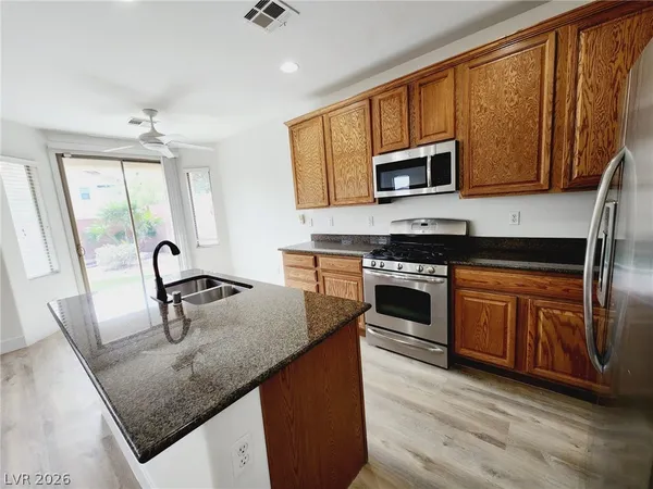 $2,385 | 7445 Calzado Drive, Las Vegas, NV 89178