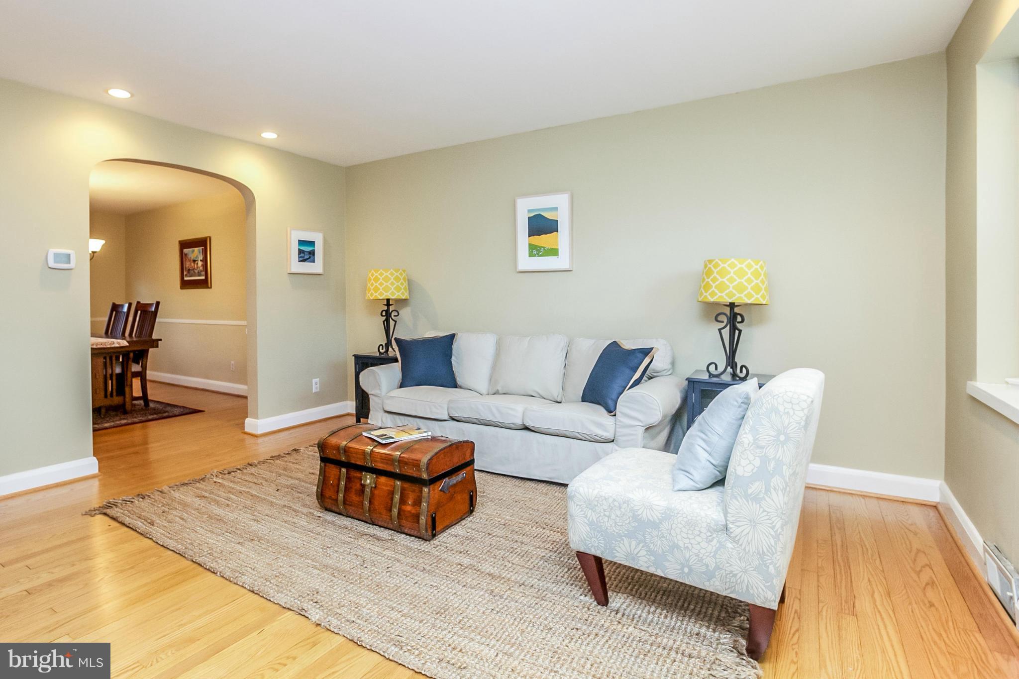 225 Overbrook Road Baltimore, MD 21212 - Photo 4 of 28 a living room with furniture and wooden floor