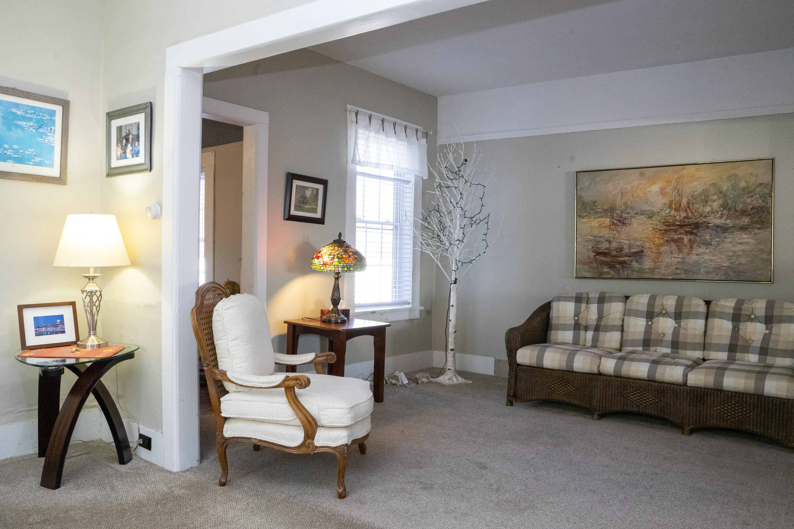 232 Lake Street Rouses Point, NY 12979 - Photo 10 of 29 Living Room