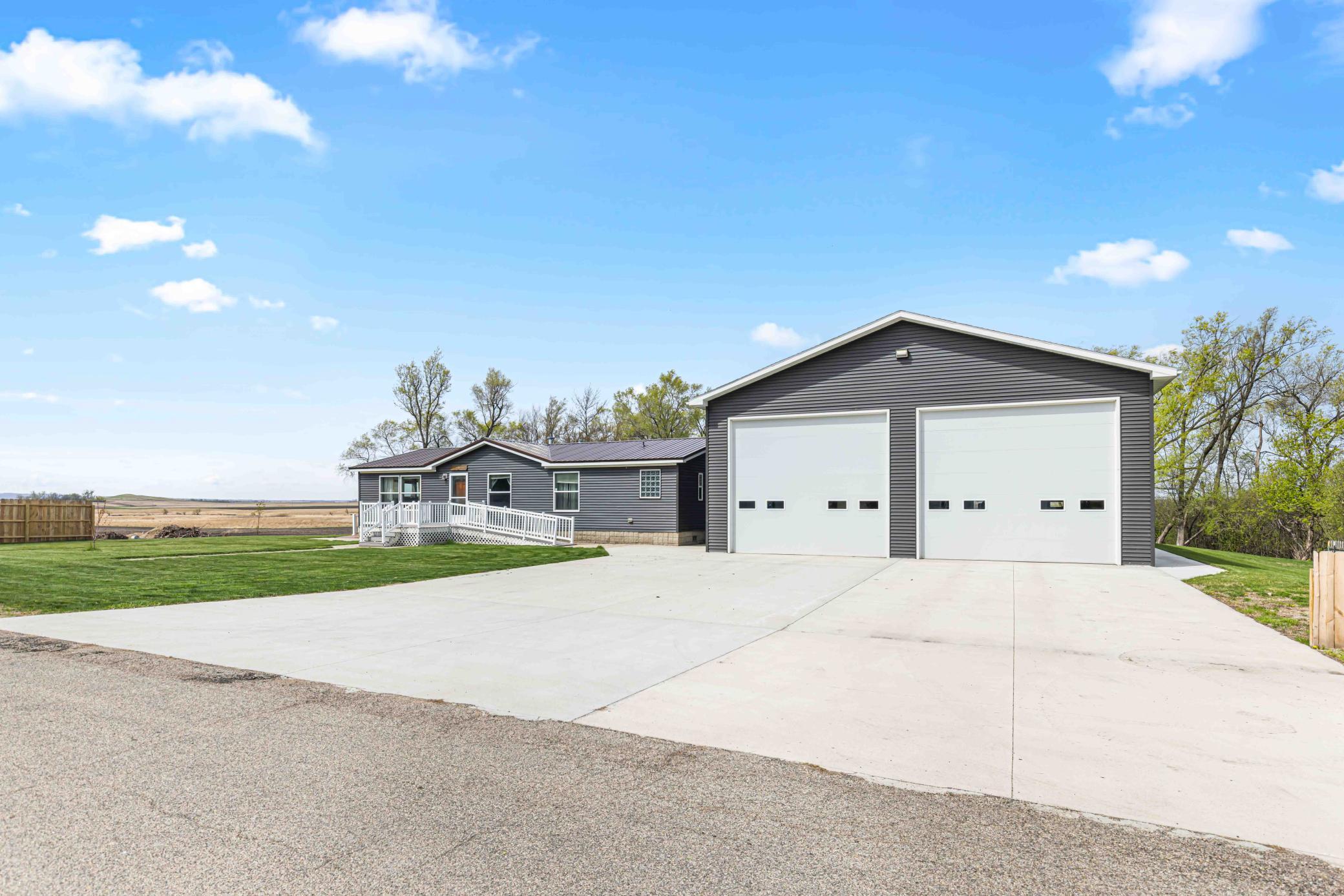 137 Roosvelt Street Cayuga, ND 58013 - Photo 7 of 60