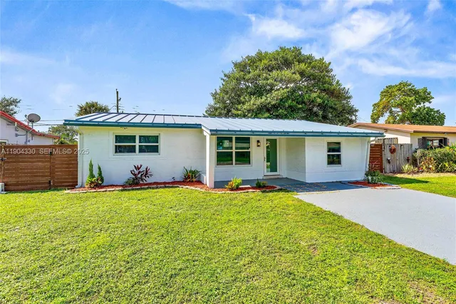 $559,999 | 4649 Southwest 28th Avenue, Dania Beach, FL 33312