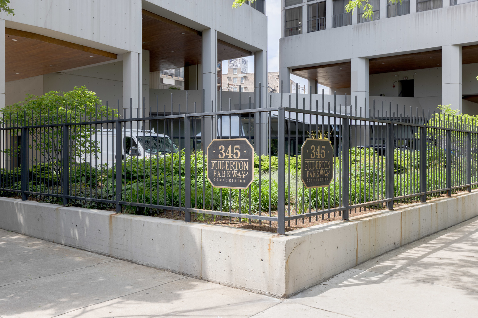 345 West Fullerton Parkway, Unit 1001 Chicago, IL 60614 - Photo 16 of 16 a street view with couple of potted plants