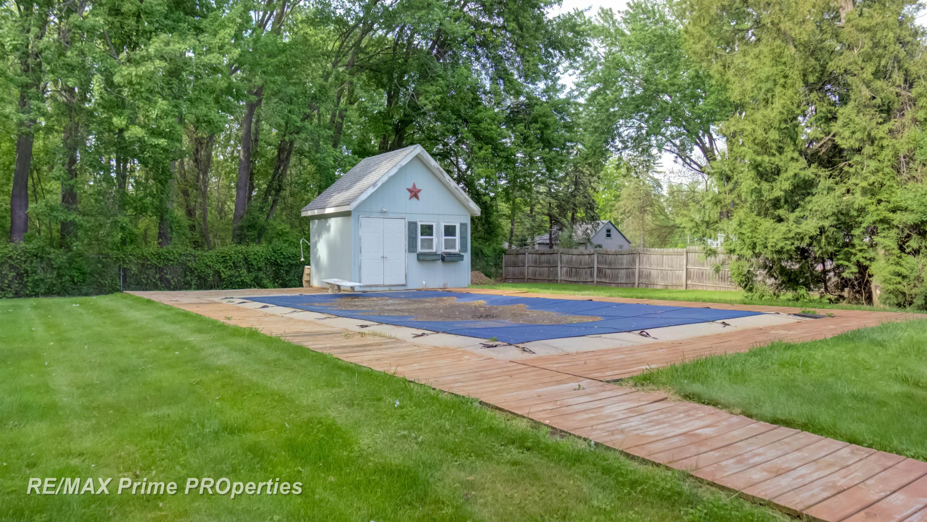 1062 Orth Road Saginaw, MI 48601 - Photo 40 of 55