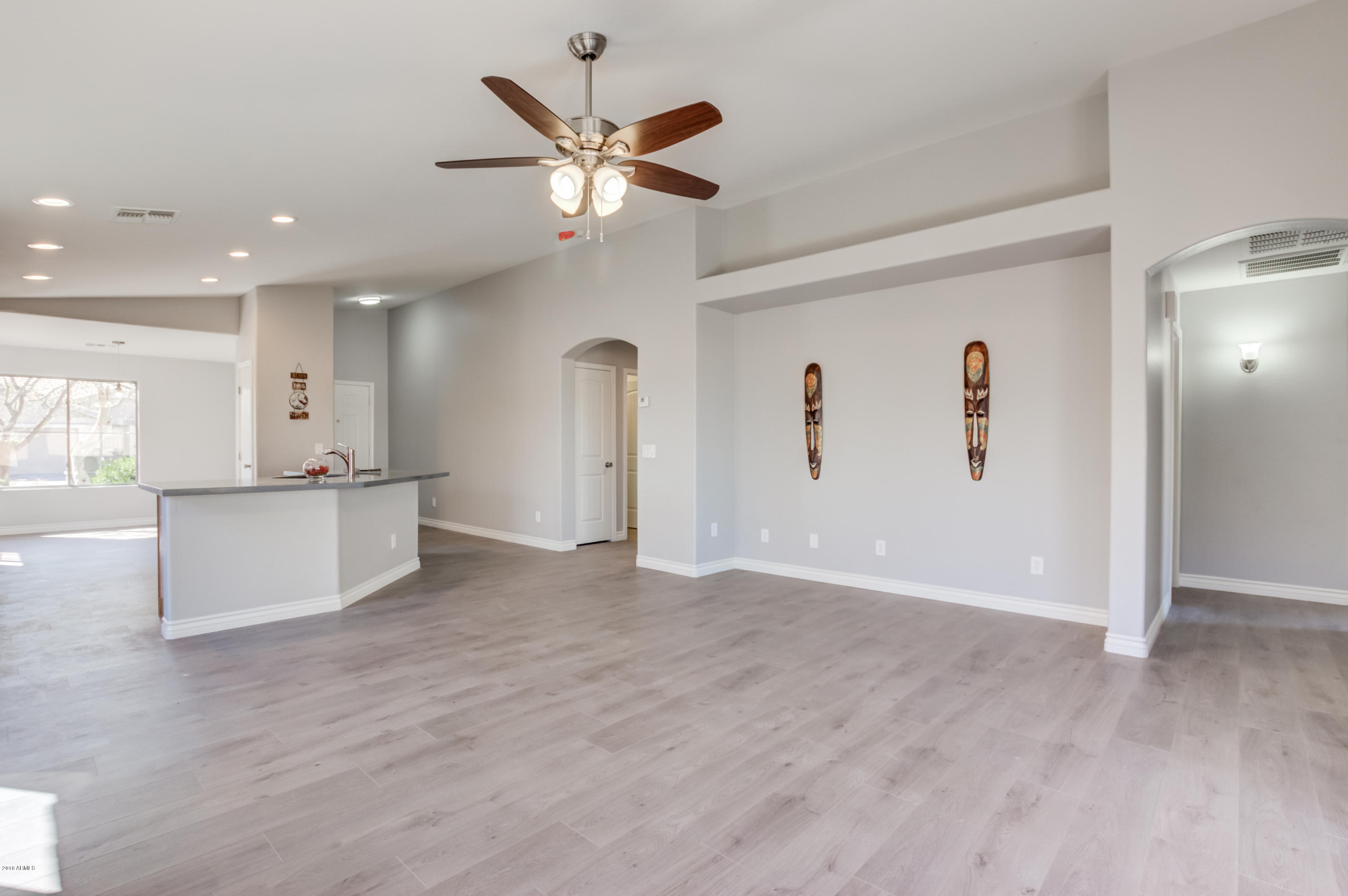 2426 West Darrel Road Phoenix, AZ 85041 - Photo 6 of 12 0008-Darrel - 2426 (12)