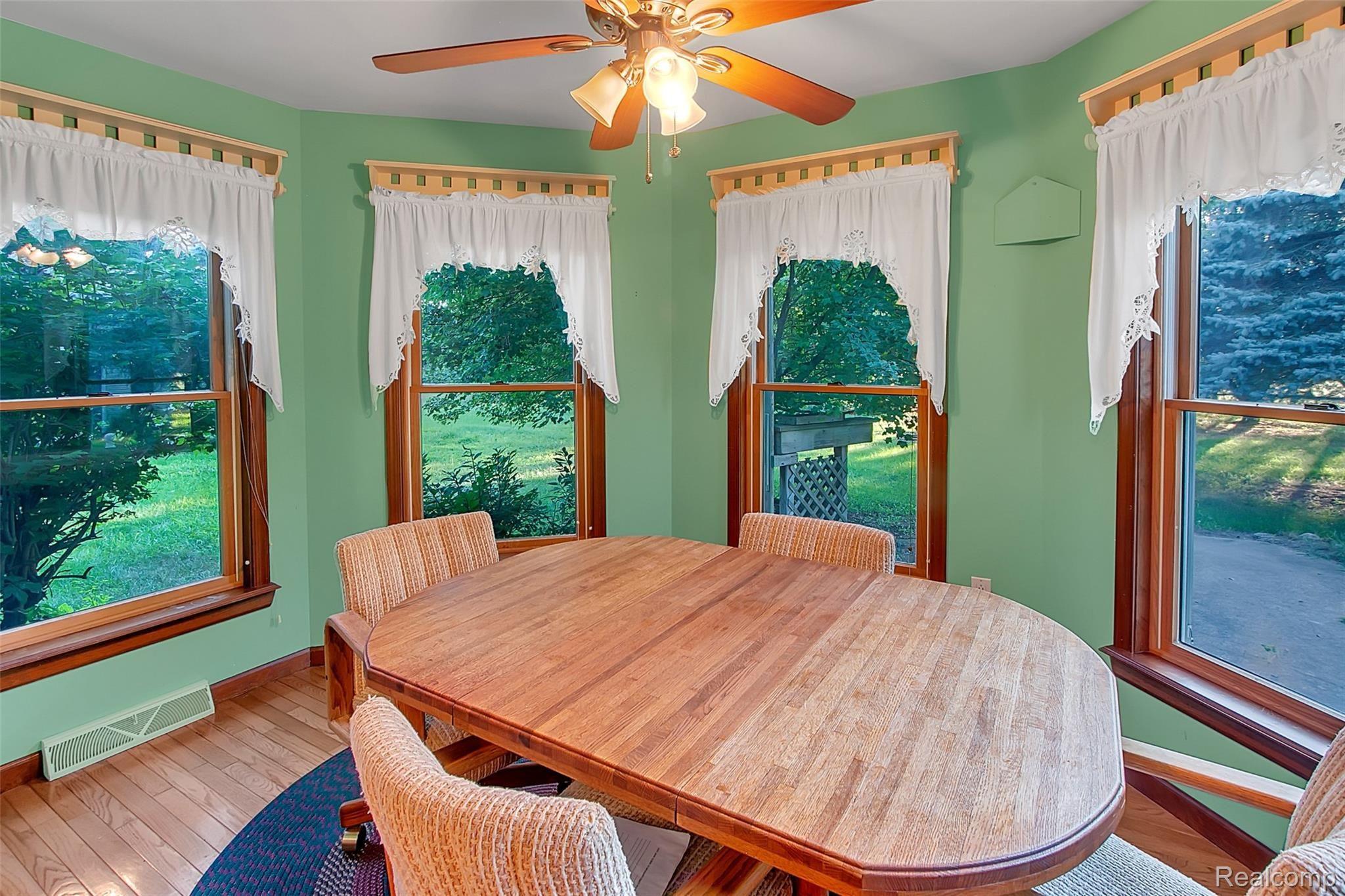 1717 Colwood Road Caro, MI 48723 - Photo 20 of 36 1717 Colwood Rd - HD Drone Photography-20.jpg