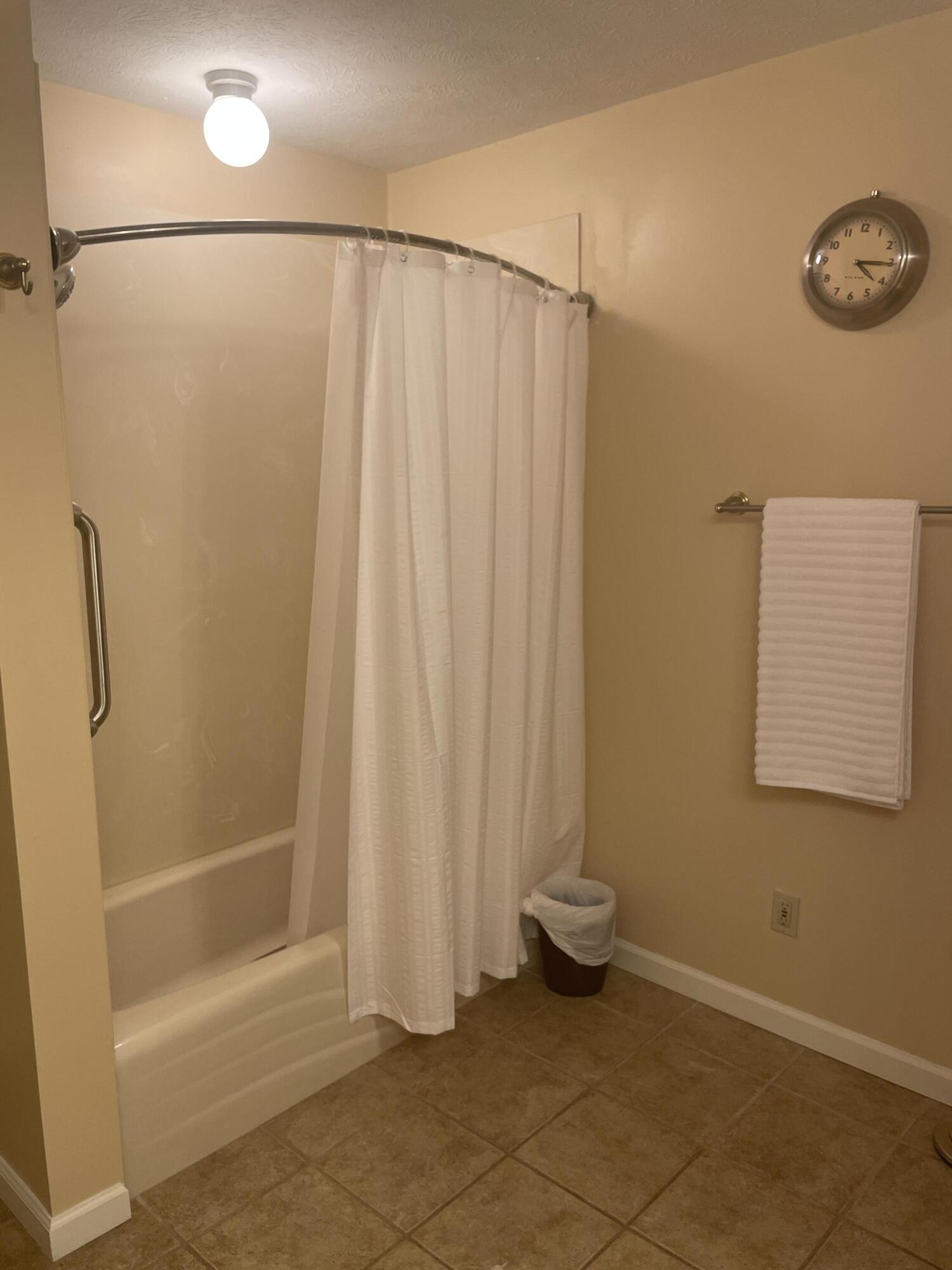 3033 East Linmuth Drive Springfield, OH 45503 - Photo 16 of 21