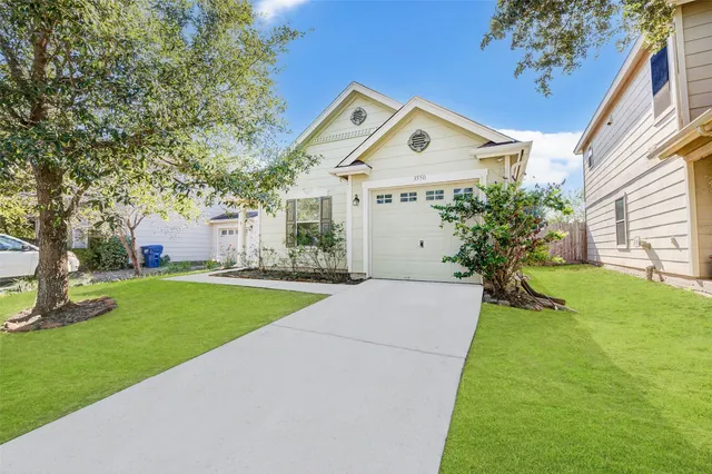 $1,800 | 3550 Red Meadows Drive, Spring, TX 77386