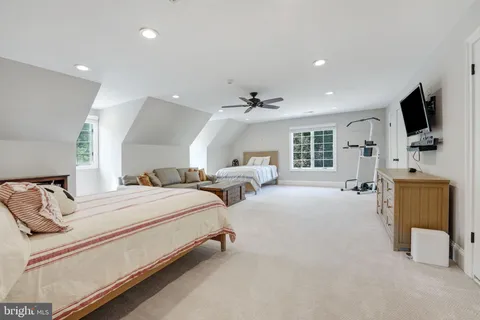 $2,899,900 | 933 Bellview Road, McLean, VA 22102