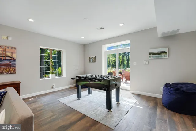 $2,899,900 | 933 Bellview Road, McLean, VA 22102