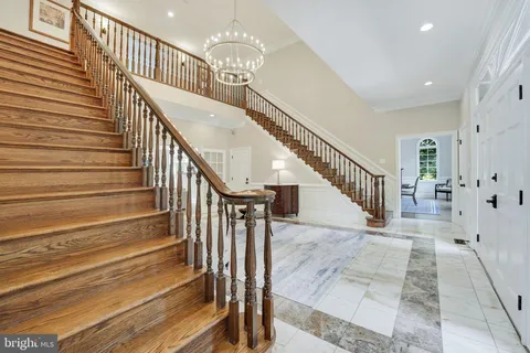$2,899,900 | 933 Bellview Road, McLean, VA 22102