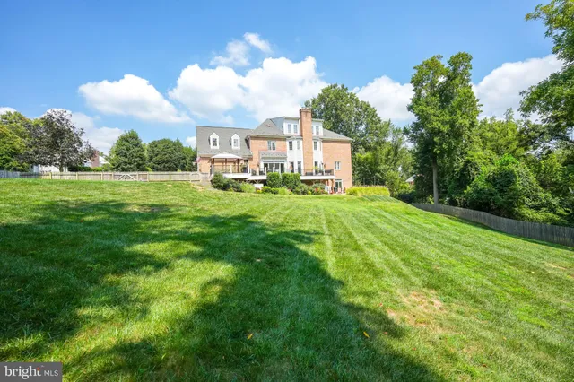 $2,899,900 | 933 Bellview Road, McLean, VA 22102