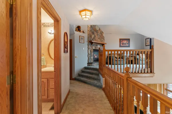 $565,000 | 12385 North Camelot Trail, Milford, IN 46542