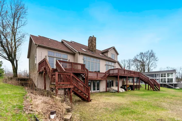 $565,000 | 12385 North Camelot Trail, Milford, IN 46542