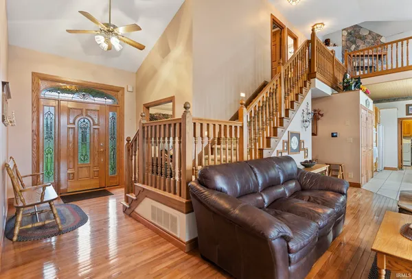 $565,000 | 12385 North Camelot Trail, Milford, IN 46542