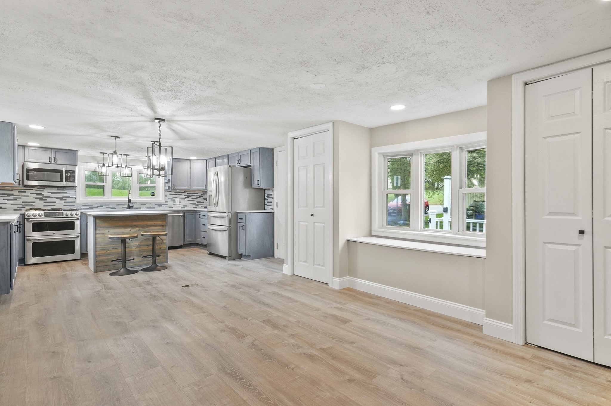 18 Maple Street, Unit 22 Pepperell, MA 01463 - Photo 6 of 30 Gallery Image 6