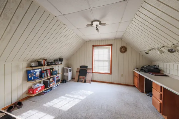 $179,900 | 17702 Community Street, Lansing, IL 60438