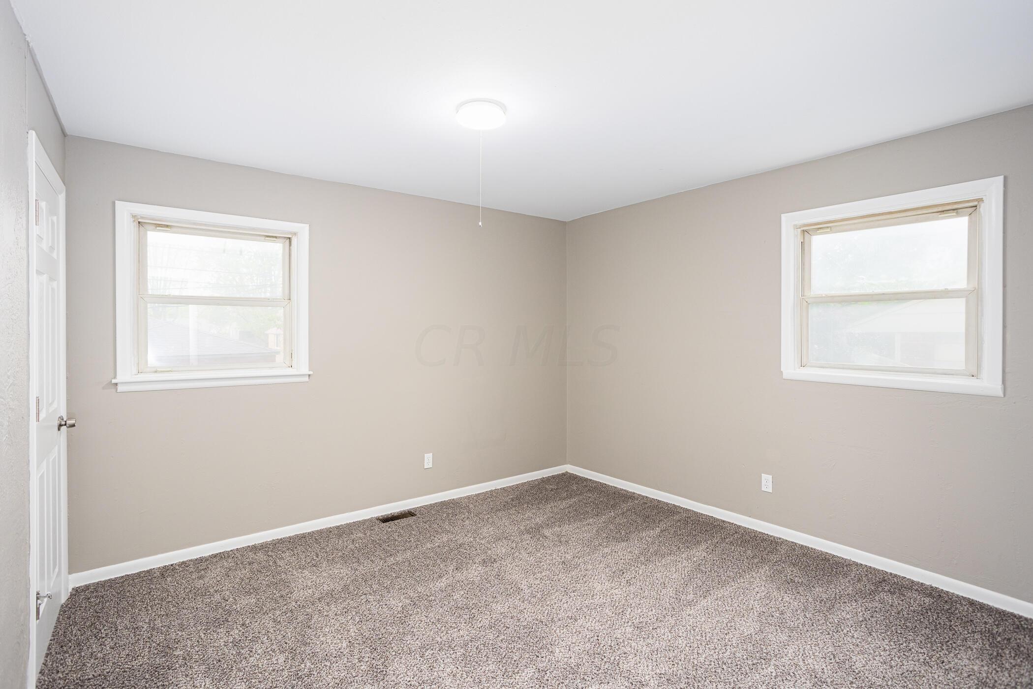 1609 Courtright Road Columbus, OH 43227 - Photo 45 of 51 Gallery Image 45