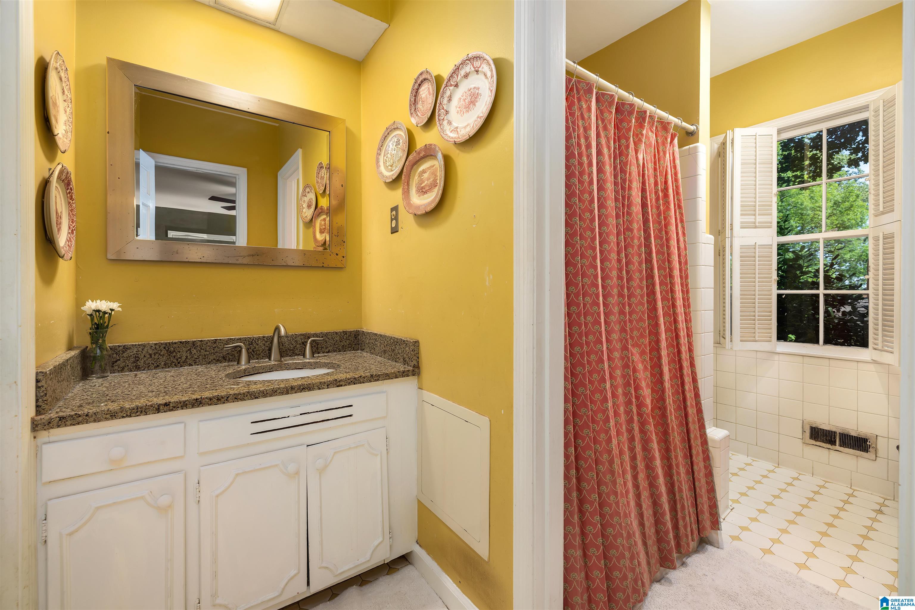 3596 Springhill Road Birmingham, AL 35223 - Photo 25 of 45