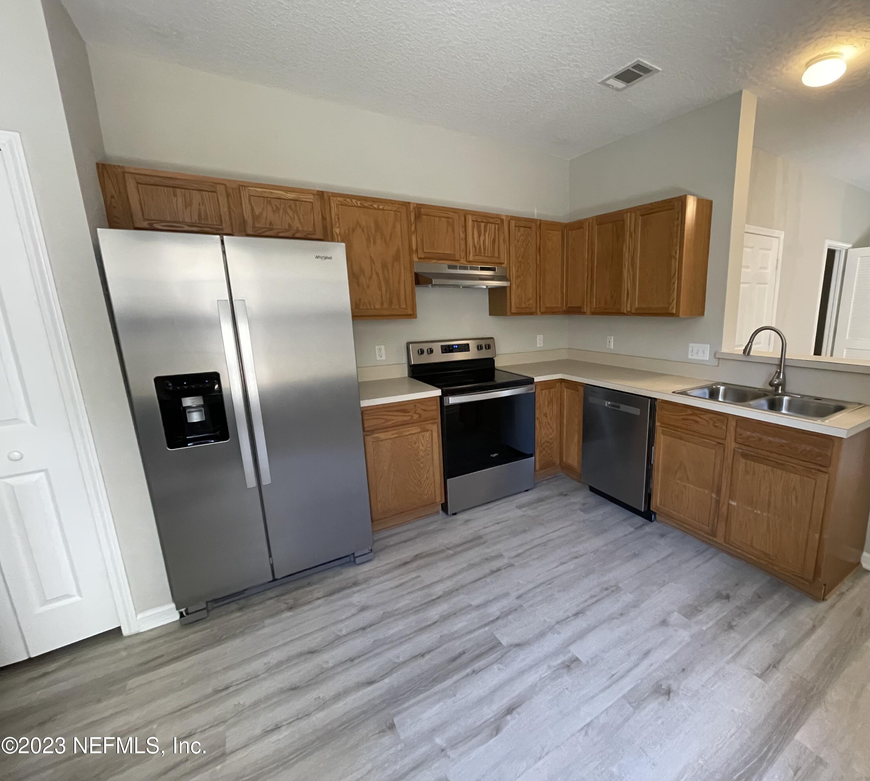 7903 Melvin Road Jacksonville, FL 32210 - Photo 3 of 12 IMG_6127