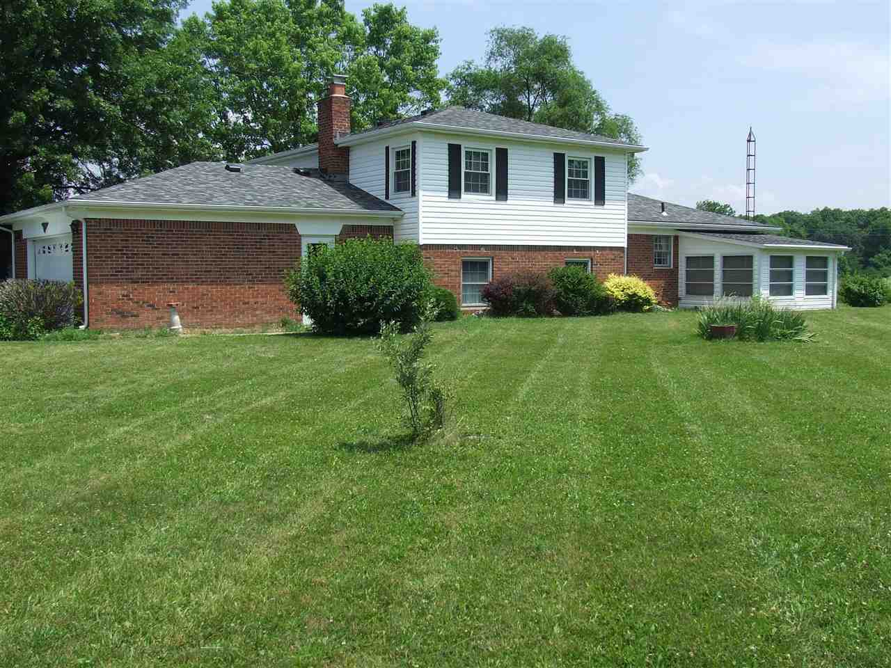 1585 Flaxmill Road Huntington, IN 46750 - Photo 2 of 4 Gallery Image 2