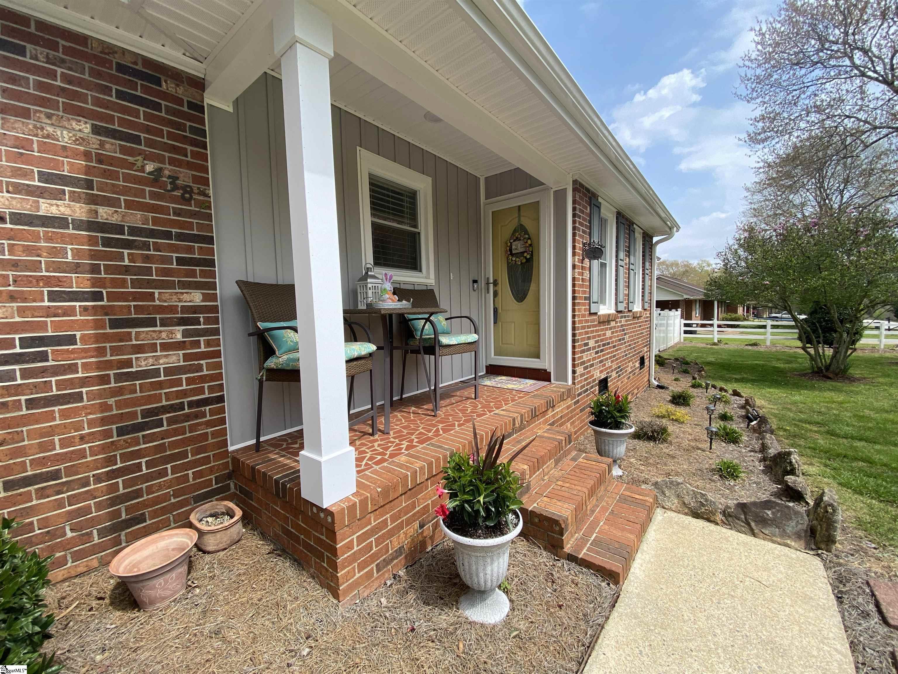 4438 Old Easley Bridge Road Easley, SC 29642 - Photo 2 of 21 Gallery Image 2