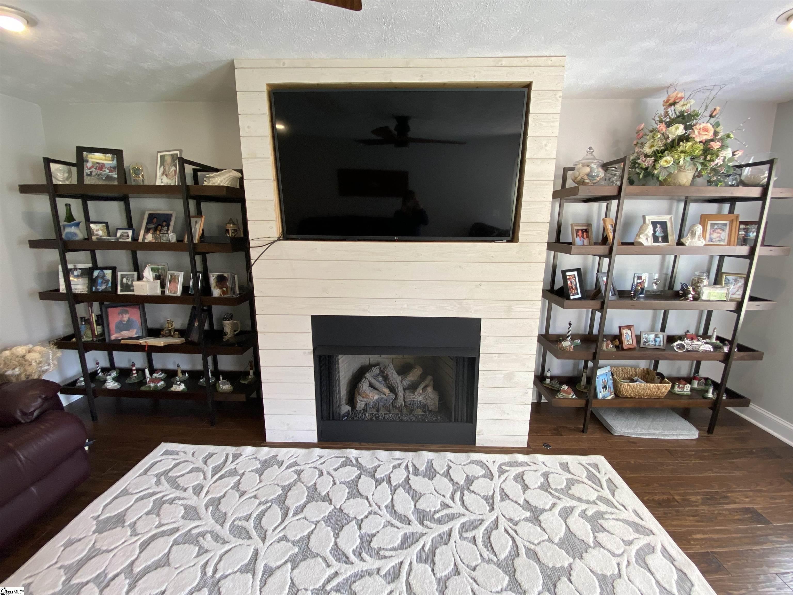 4438 Old Easley Bridge Road Easley, SC 29642 - Photo 5 of 21 Gallery Image 5