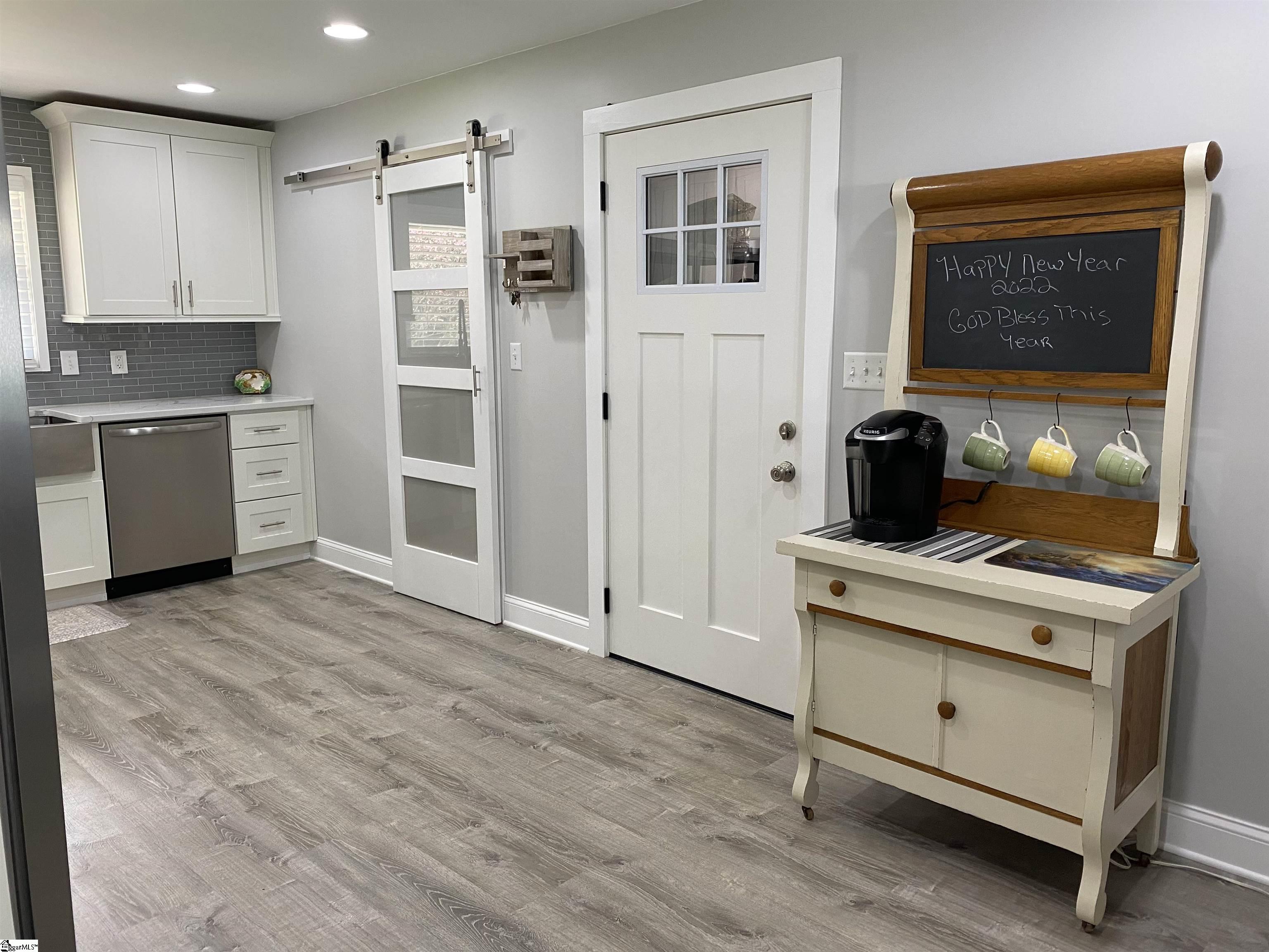 4438 Old Easley Bridge Road Easley, SC 29642 - Photo 8 of 21 Gallery Image 8