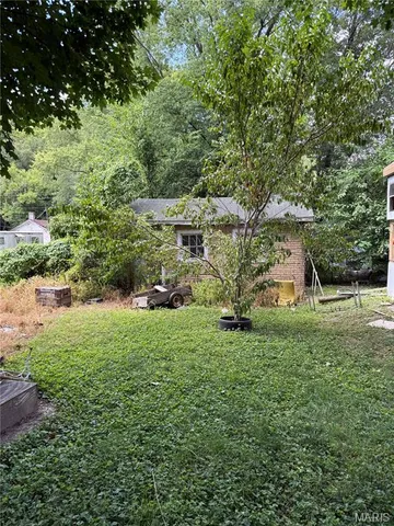 $10,000 | 510 North 7th Street, Louisiana, MO 63353