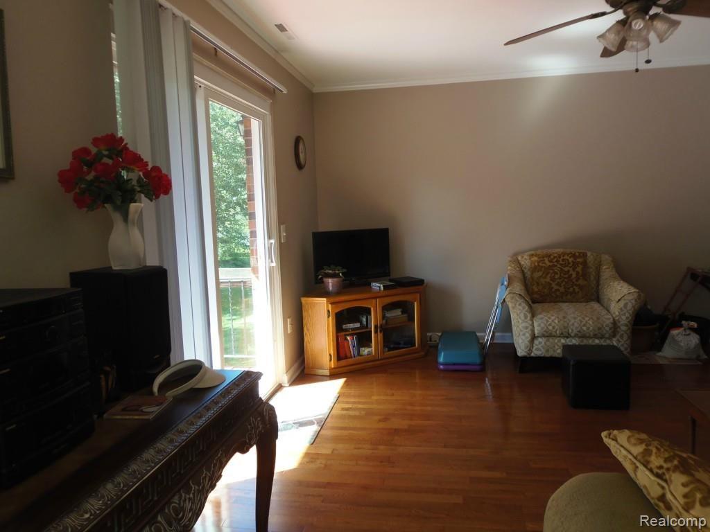 505 West Highland Road, Unit 3 Howell, MI 48843 - Photo 20 of 32 1015.jpg