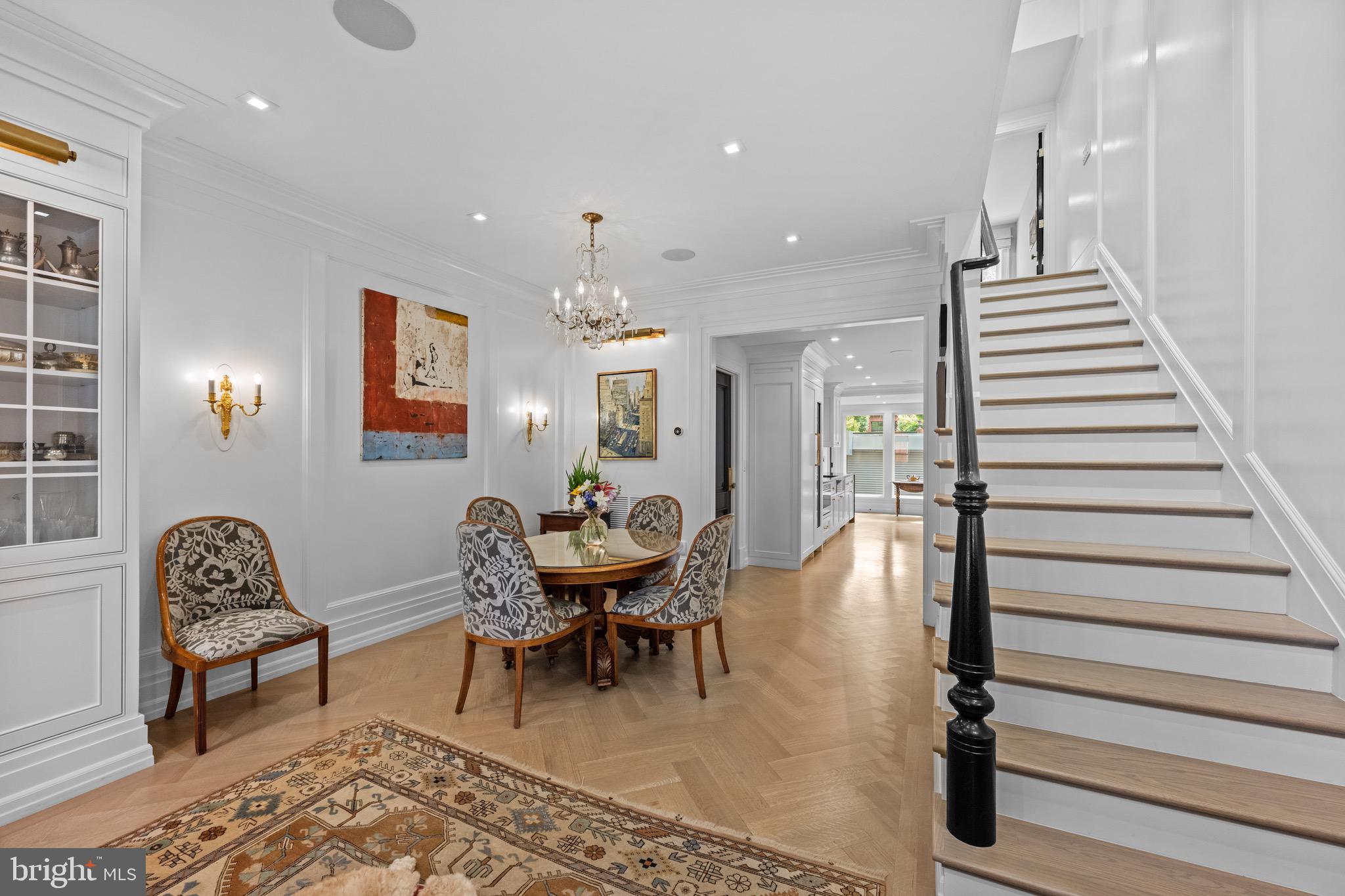 1524 Swann Street Northwest Washington, DC 20009 - Photo 7 of 30 Dining room