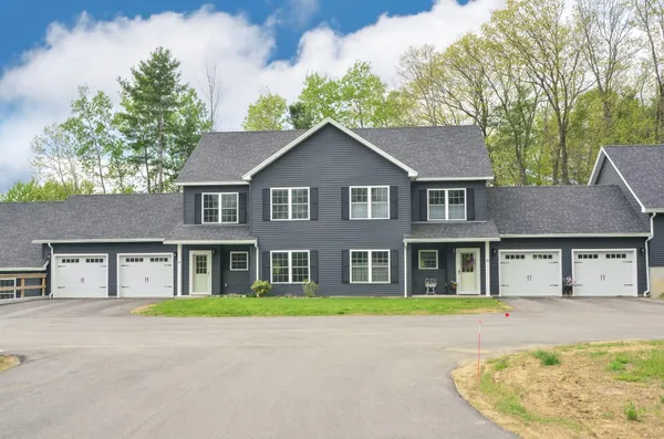 $379,900 | 18 Violet Drive, Unit 18, Farmingdale, ME 04344