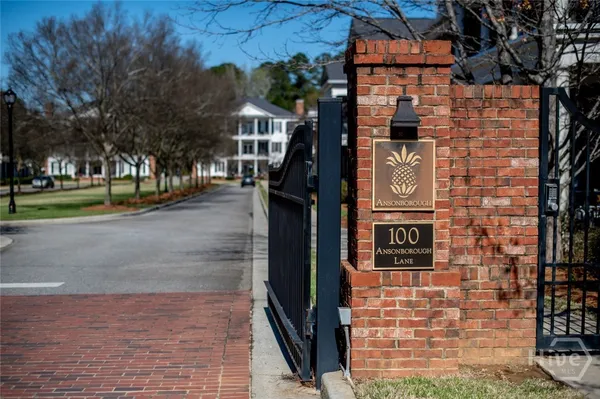 $525,000 | 100 Ansonborough Lane, Athens, GA 30605