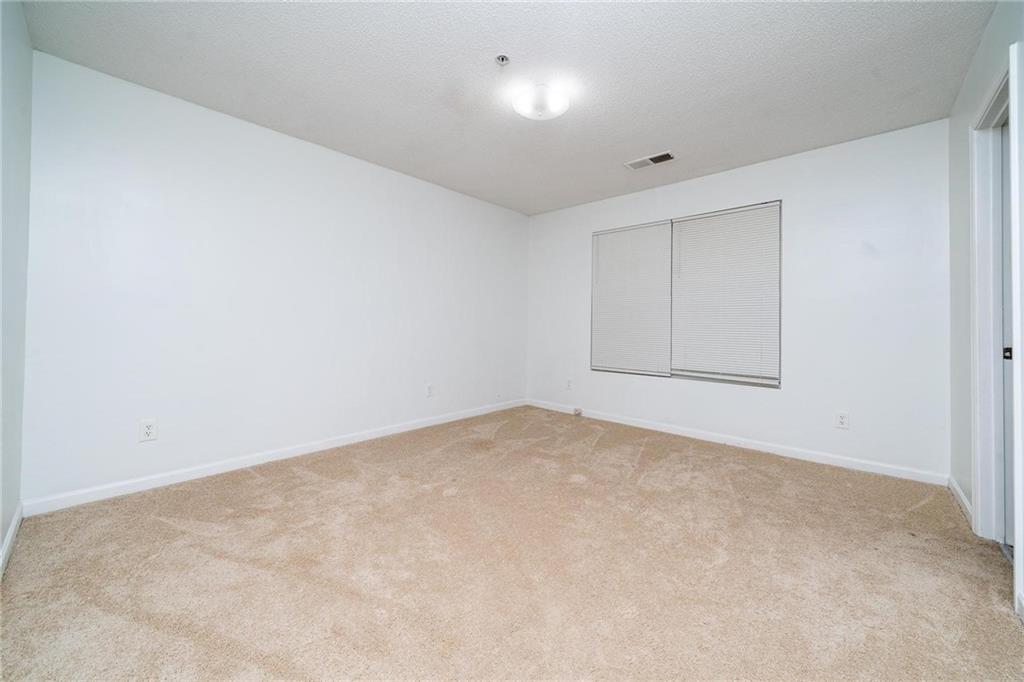 1758 Broad River Road Atlanta, GA 30349 - Photo 11 of 21