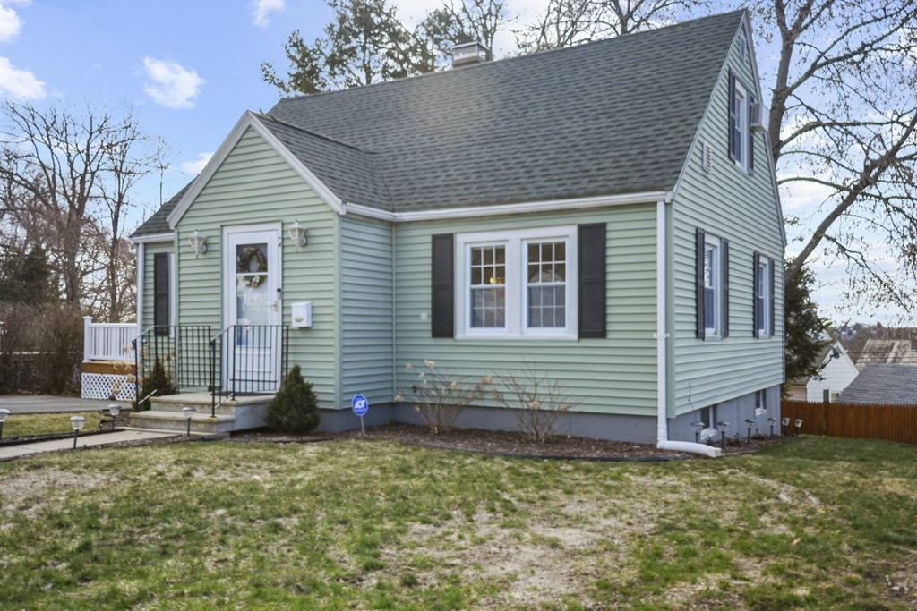 2 Birch Hill Road Worcester, MA 01606 - Photo 2 of 29 Gallery Image 2